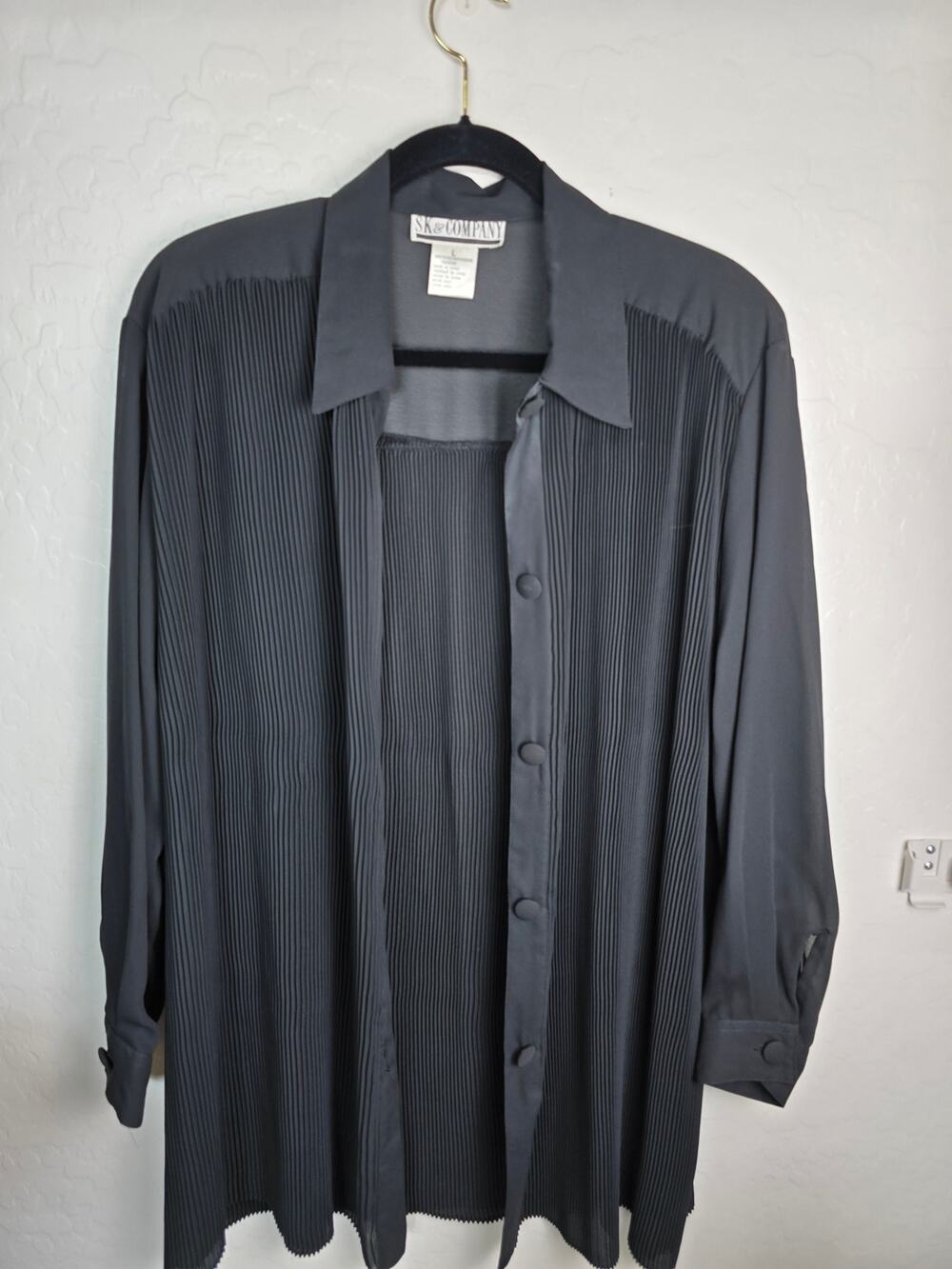 SK & Company Blouse Black size Large shear material